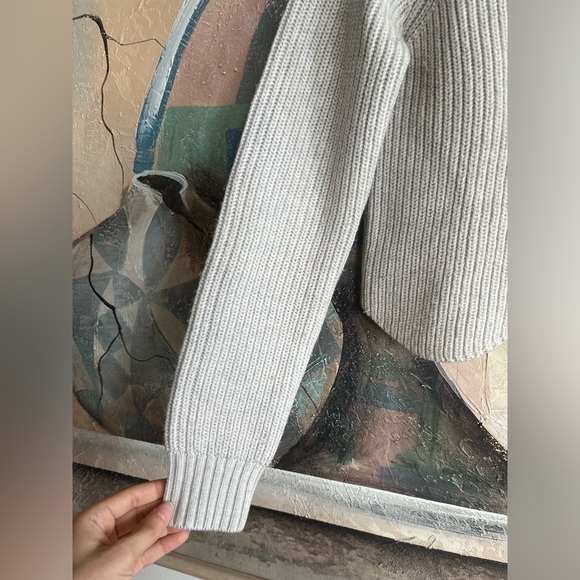 Aritzia Wilfred Sardou Sweater - Picture 2 of 6